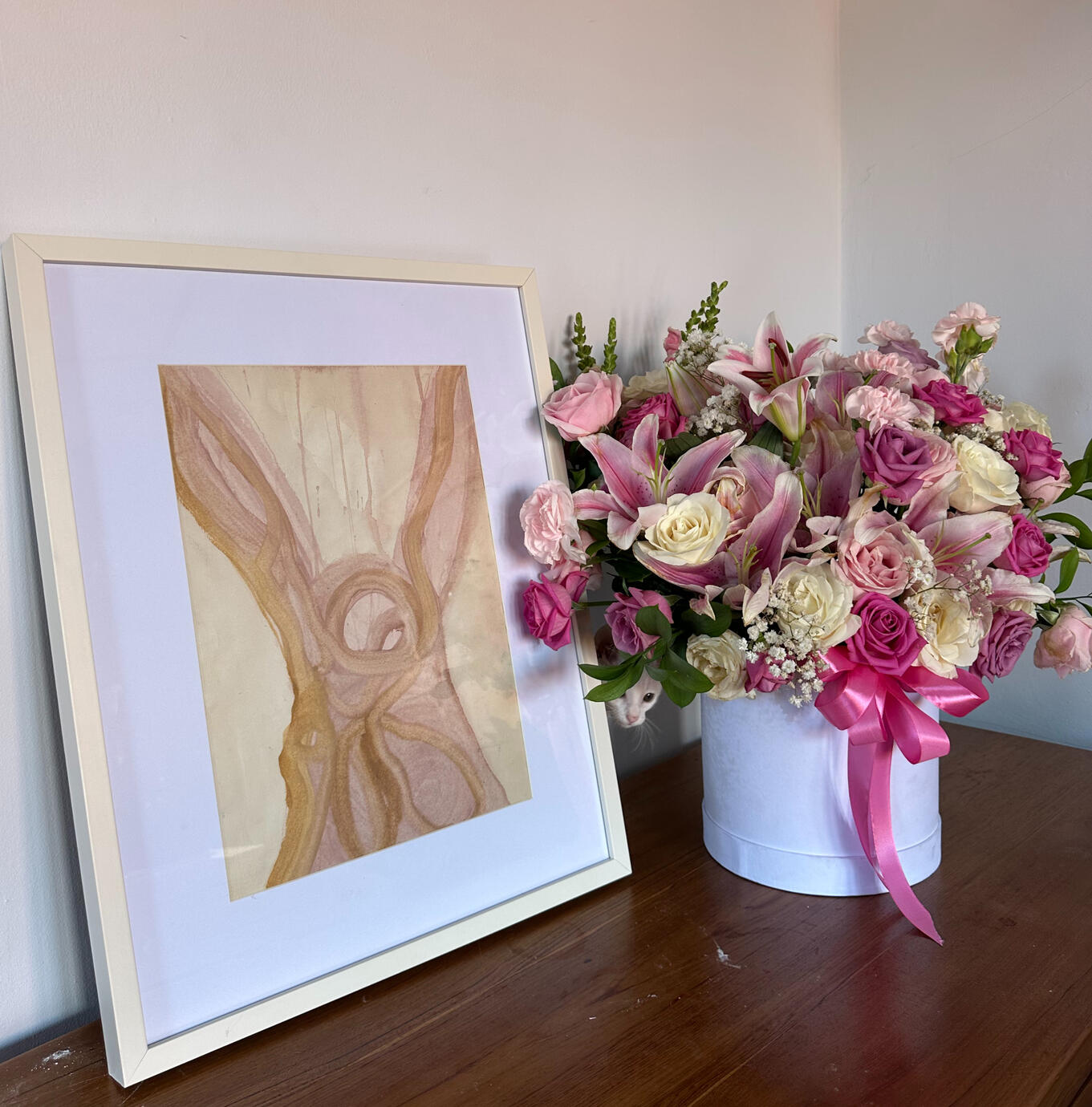 Rendered in translucent washes of pinks and ochres, the composition embodies both delicacy and force: the endless loop of energy, connection, and return. It suggests the invisible currents that bind body, breath, and cosmos into one continuous flow.